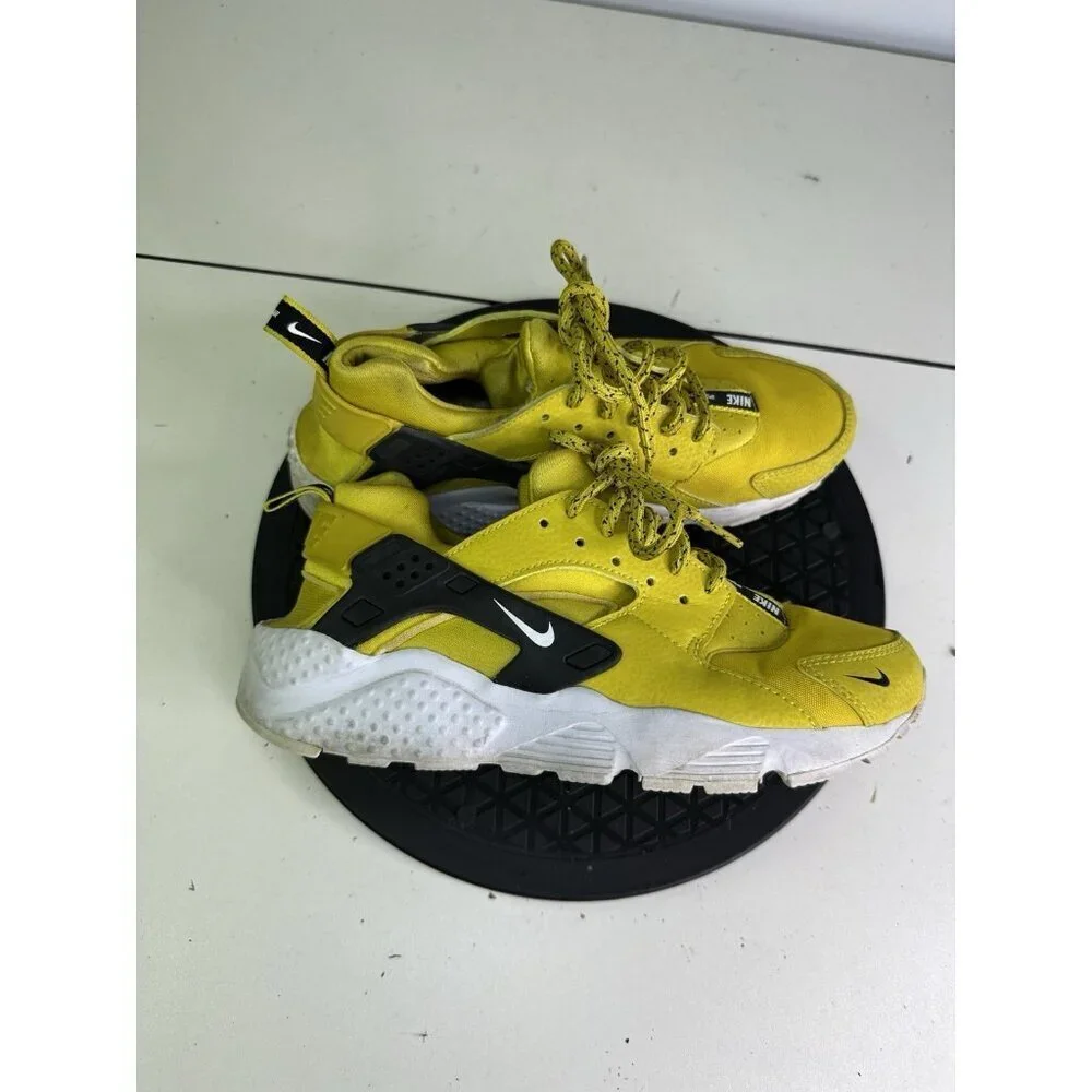 Nike Air Huarache Run PM Zip Size 6.5y